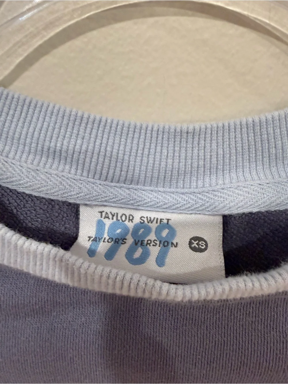 Official Taylor Swift 1989 Taylor's Version Seagull Crewneck XS